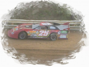 Dirt Track Racing Image