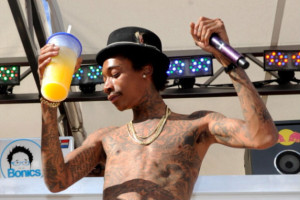 wiz khalifa was allegedly involved in a hit and run recently so wiz ...