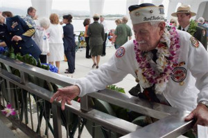 Image: Pearl Harbor survivor Delton Walling