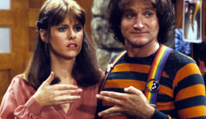 Pam Dawber and Robin Williams in Season 1 of 