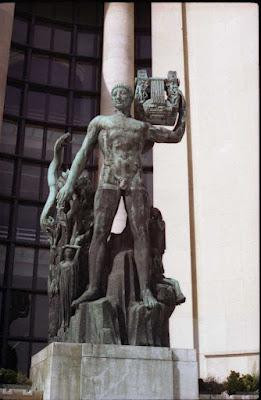 France: Paris! Apollo Statue