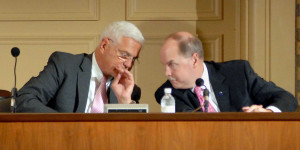 AP/Pat Crowe II General Motors vice chairman Bob Lutz, left, and chief ...