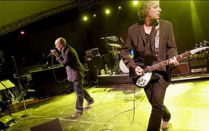 Peter Buck with Michael Stipe
