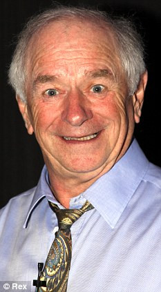 Johnny Ball booed off stage by climate change nuts