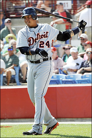 miguel-cabrera-practice-swing