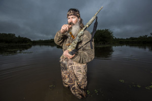 LOS ANGELES— Duck Dynasty patriarch Phil Robertson “is a Godly man ...