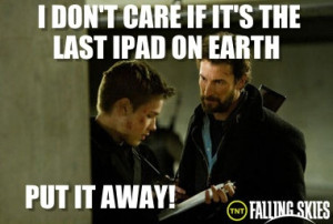 Ben Mason Has An iPad Addiction - Falling Skies