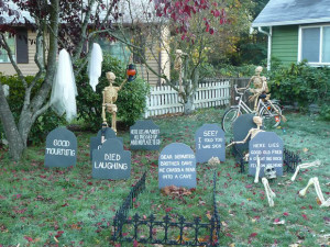 How to Make a Halloween Graveyard!