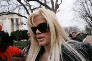 Ruling Against Anna Nicole Smith's Heirs, Chief Justice Quotes Dickens