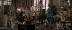 GREAT EXPECTATIONS, Dir. Alfonso Cuarón, 1998. Susan Bode, set decor ...