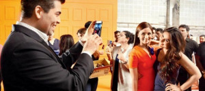 Alia Bhatt snapped with her idol Kareena Kapoor Khan