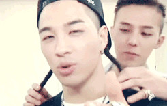 Youngbae’s expression probably means “Yeah it’s my bestfriend ...
