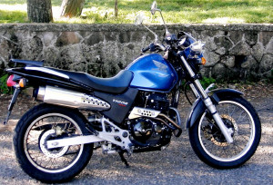 Sito dedicato alla mia prima moto: Honda Vigor 650