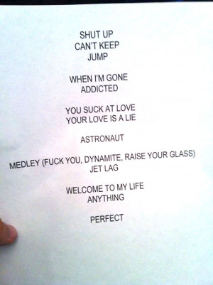 Simple Plan fecha New Stage com empolgação de palco principal