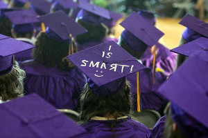 12 Hilariously Appropriate Graduation Caps