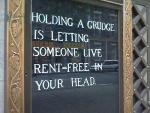 Funny photos funny quote holding a grudge