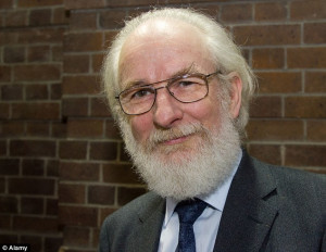 Professor David Crystal dismissed claims youngsters were not reading ...