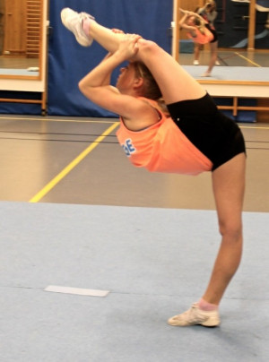 Flexible Women Are Bendy (25 Pics)