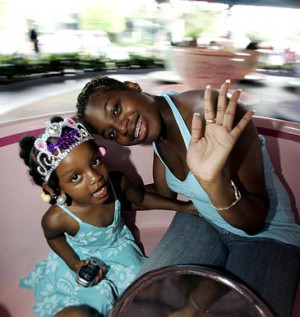 Fantasia Barrino With Daughter