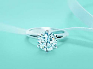 tiffany-accuses-costco-of-using-its-brand-to-sell-engagement-rings.jpg
