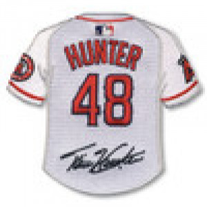Torii Hunter jersey patch with signature