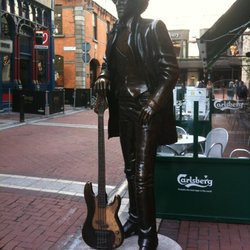 Phil Lynott Statue - Dublin, Ierland door Niall F.