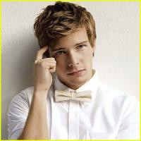 Brief about Hunter Parrish: By info that we know Hunter Parrish was ...