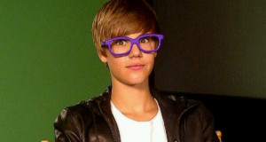 Justin-s-funny-face-justin-bieber-2012-1.jpg