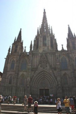 ... Town Barcelona Cathedral - another amazing Spanish building by Gaudi