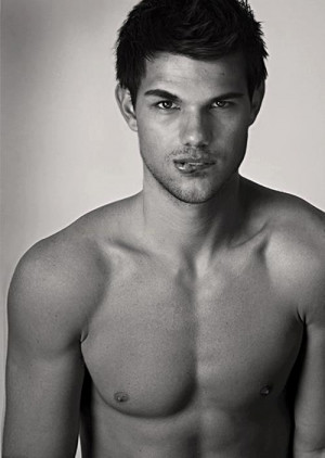 Taylor Lautner Sexy Tay