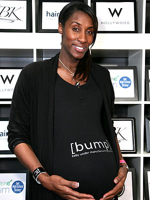BumpWatch: Lisa Leslie's Basketball Belly