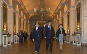 François Hollande, le président chinois Xi Jinping et son épouse ...