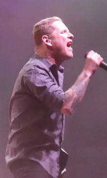 Stone Sour fills their 'house' in Boston despite frigid weather