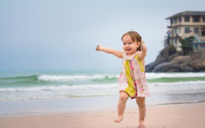 Happy Girl Running In Beach | 1920 x 1200 | Download | Close