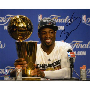 NBA - Dwyane Wade Autographed 8x10 Photograph | Details: Miami Heat ...