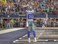 Throw up the X #DezBryant #DallasCowboys More