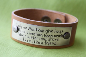 Customized Leather Bracelet - Awesome Aunt Quote - Hand Stamped