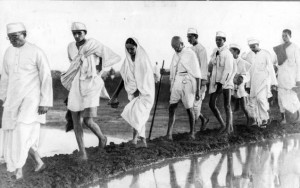 GIFT OF GIFTS: Mahatma Gandhi leading volunteers of the Indian ...