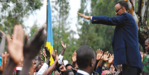 Kagame swears in new ministers