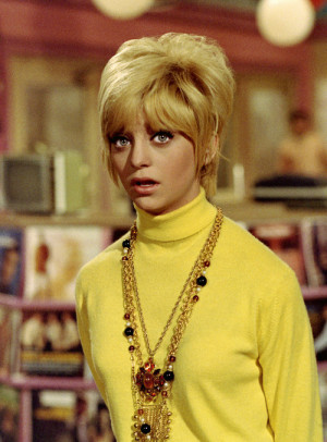 Goldie Hawn έκανε κι άλλη πλαστική στα 68 ...