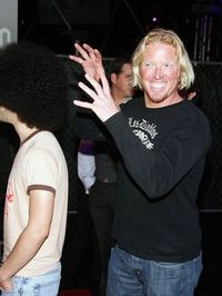 We're getting housed here, guys. I say we bring in Blotter.