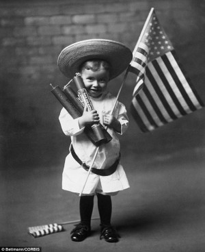 THE 200 YEARS OF FOURTH OF JULY CELEBRATION CAPTURED IN PICTURES: FROM ...