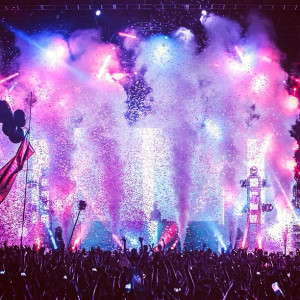 Go Back > Gallery For > Rave Lights Tumblr