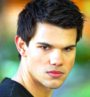 taylor-lautner-jacob-black-breaking-dawn-2.jpg
