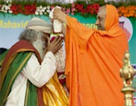 Jagadguru Sri Shivarathri Deshikendra Mahaswamiji Visits Isha Yoga ...