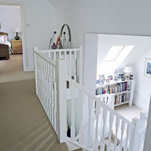 upstairs hallway decorating ideas