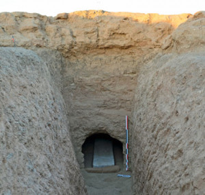 pharaoh akhenaten tomb