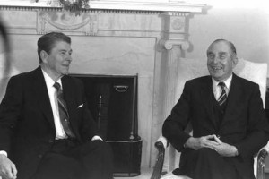 Israeli President Chaim Herzog & Ronald Reagan at the White House ...