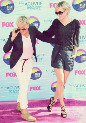 ... Portia De Rossi lesbian couple ellen and portia Portia and Ellen