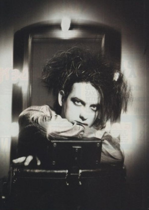 Robert Smith of The Cure.: Cure Robert Smith, Bands, Robertsmith 80S ...